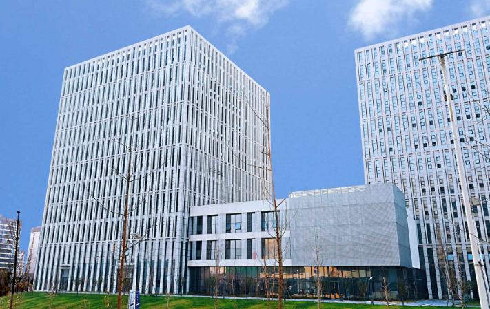长沙市普拉泽酒类贸易有限公司白酒红酒批发渠道策略与区域市场布局解析